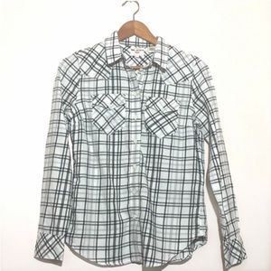 Levi’s Black and White Button-Down Shirt